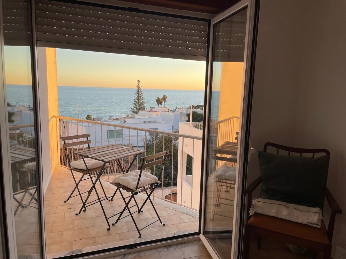 M&M'S Cosy Apartment - Sea View Luz 外观 照片