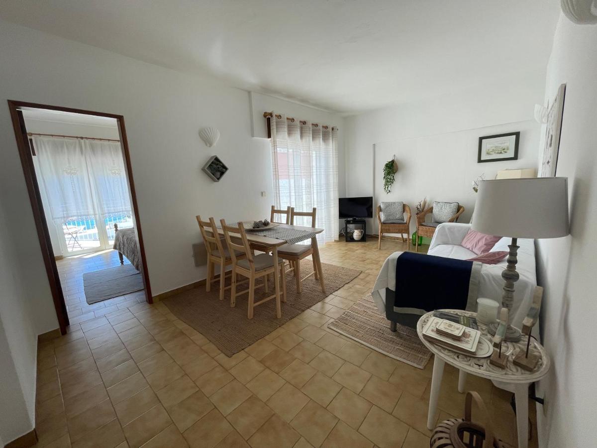 M&M'S Cosy Apartment - Sea View Luz 外观 照片