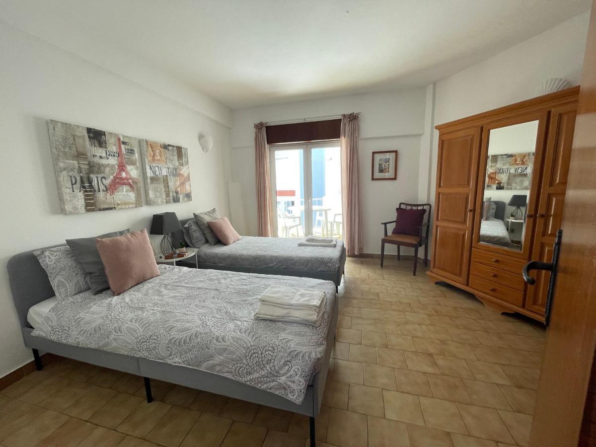 M&M'S Cosy Apartment - Sea View Luz 外观 照片